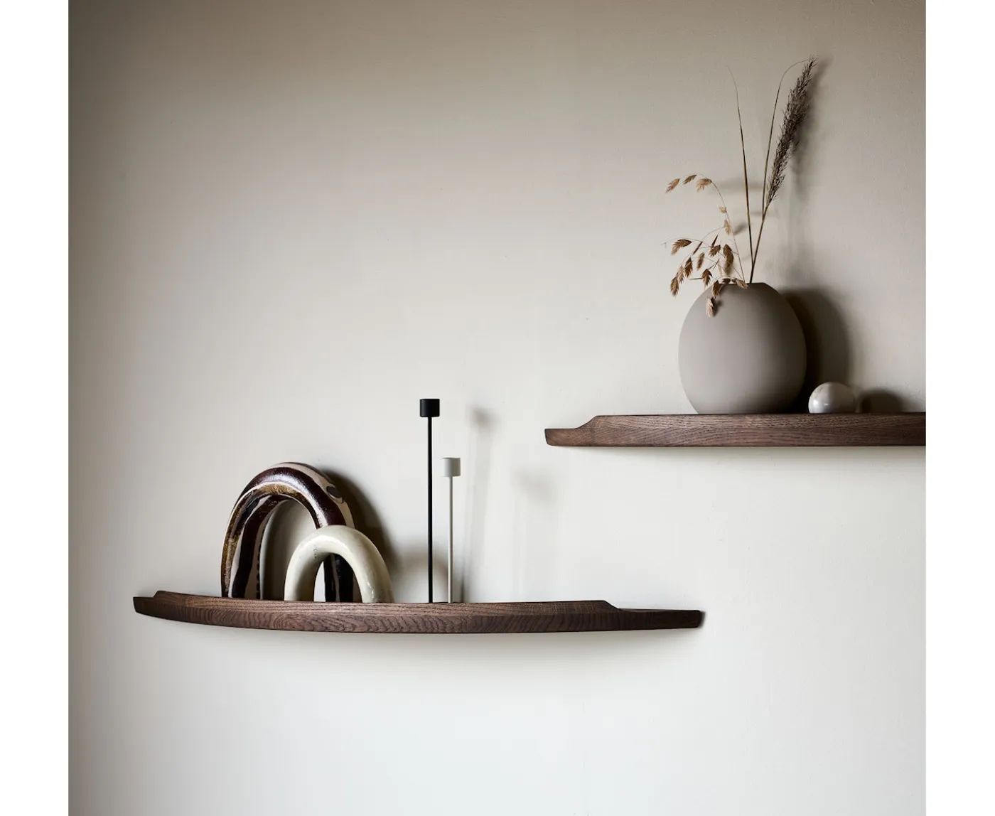 Aakjaer Furniture Arcus Vägghylla Smoked Oil Oak Large