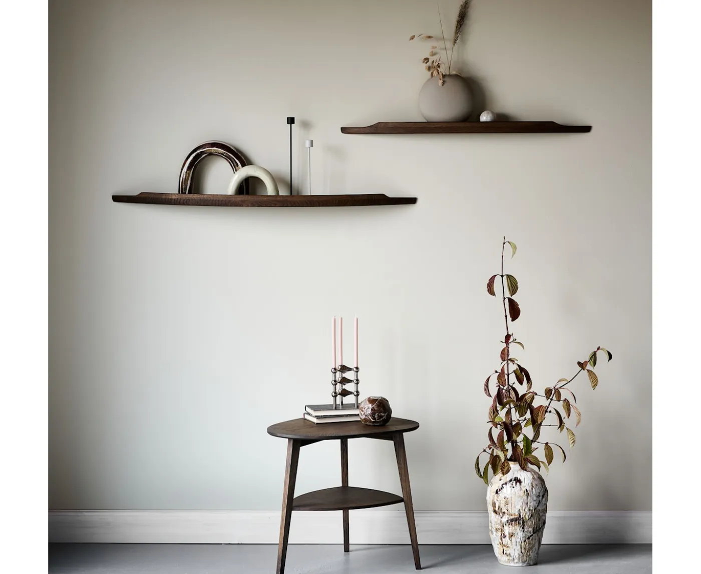 Aakjaer Furniture Arcus Vägghylla Smoked Oil Oak Medium