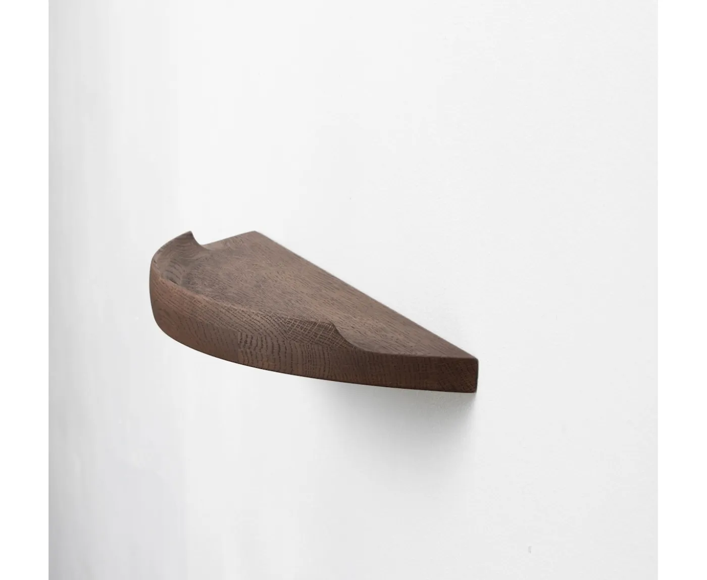 Aakjaer Furniture Arcus Vägghylla Smoked Oil Oak Small