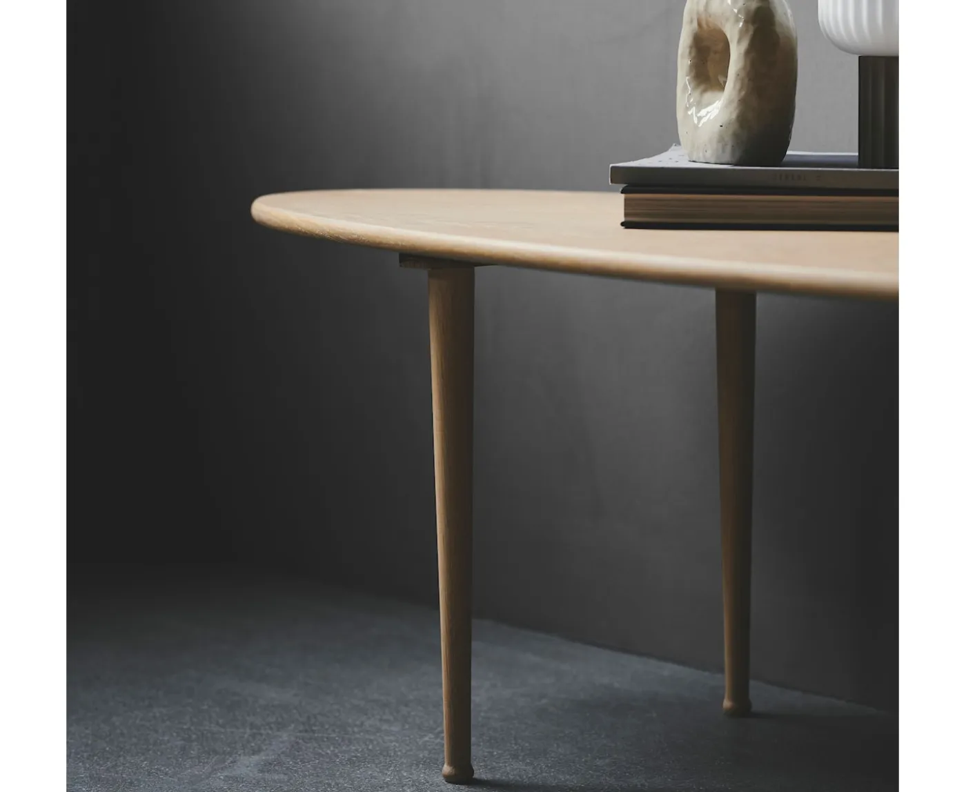Aakjaer Furniture Surf Soffbord White Oil Oak