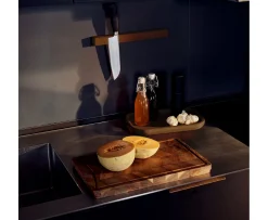 Andersen Furniture Flection Serveringsbricka Mörkbetsad Ask Medium