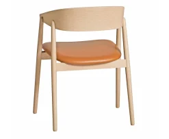 Andersen Furniture AC2 Karmstol Vitpigmenterad Ek/Cognac Läder