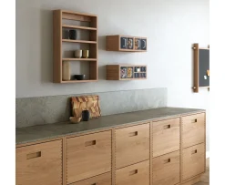 Andersen Furniture A-Podium Vägghylla 70x52