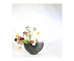 AYTM Arura Low Vas Black