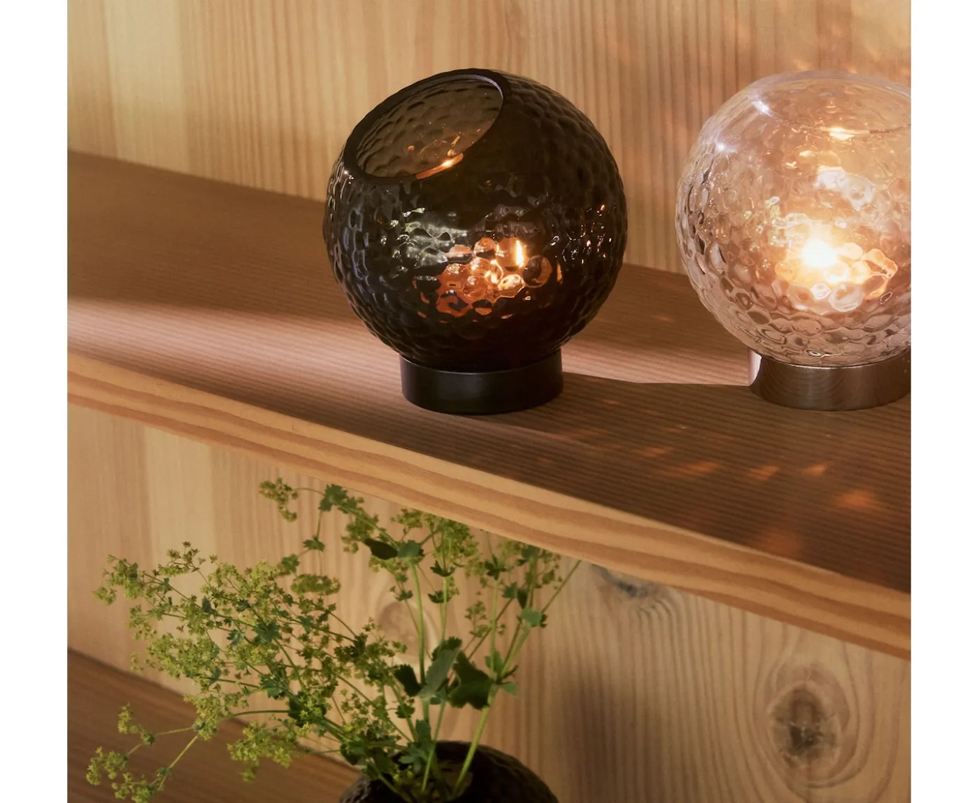 AYTM Globe Bubbles Vas Black Ø17