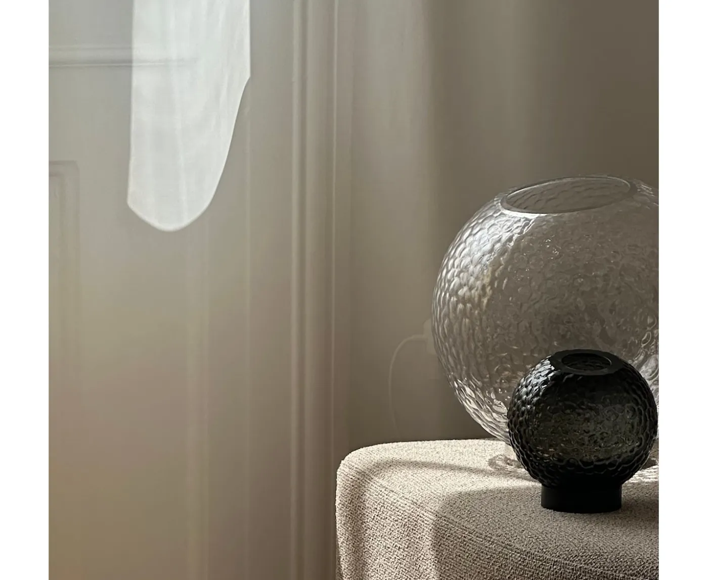 AYTM Globe Bubbles Vas Black Ø10