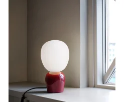 Belid Buddy Bordslampa Vinröd/Opal glas 33cm