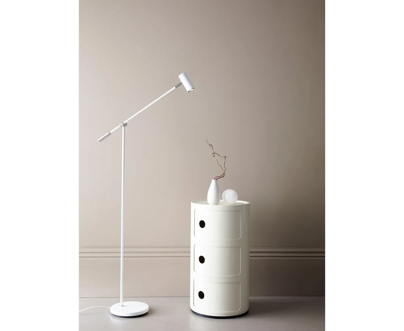 Belid Cato LED Golvlampa Vit