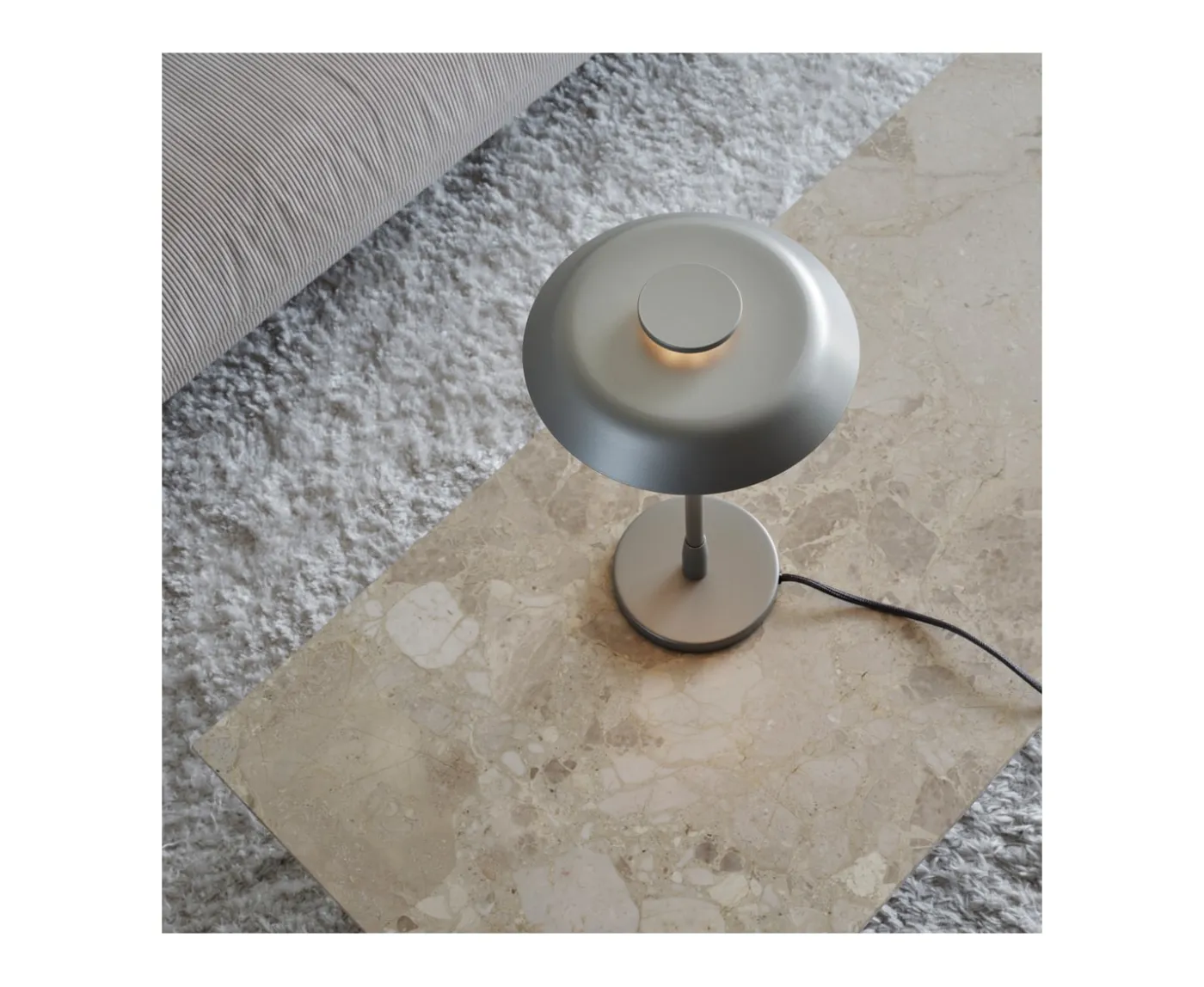 Belid Horisont Bordslampa Metallic Champagne 36cm
