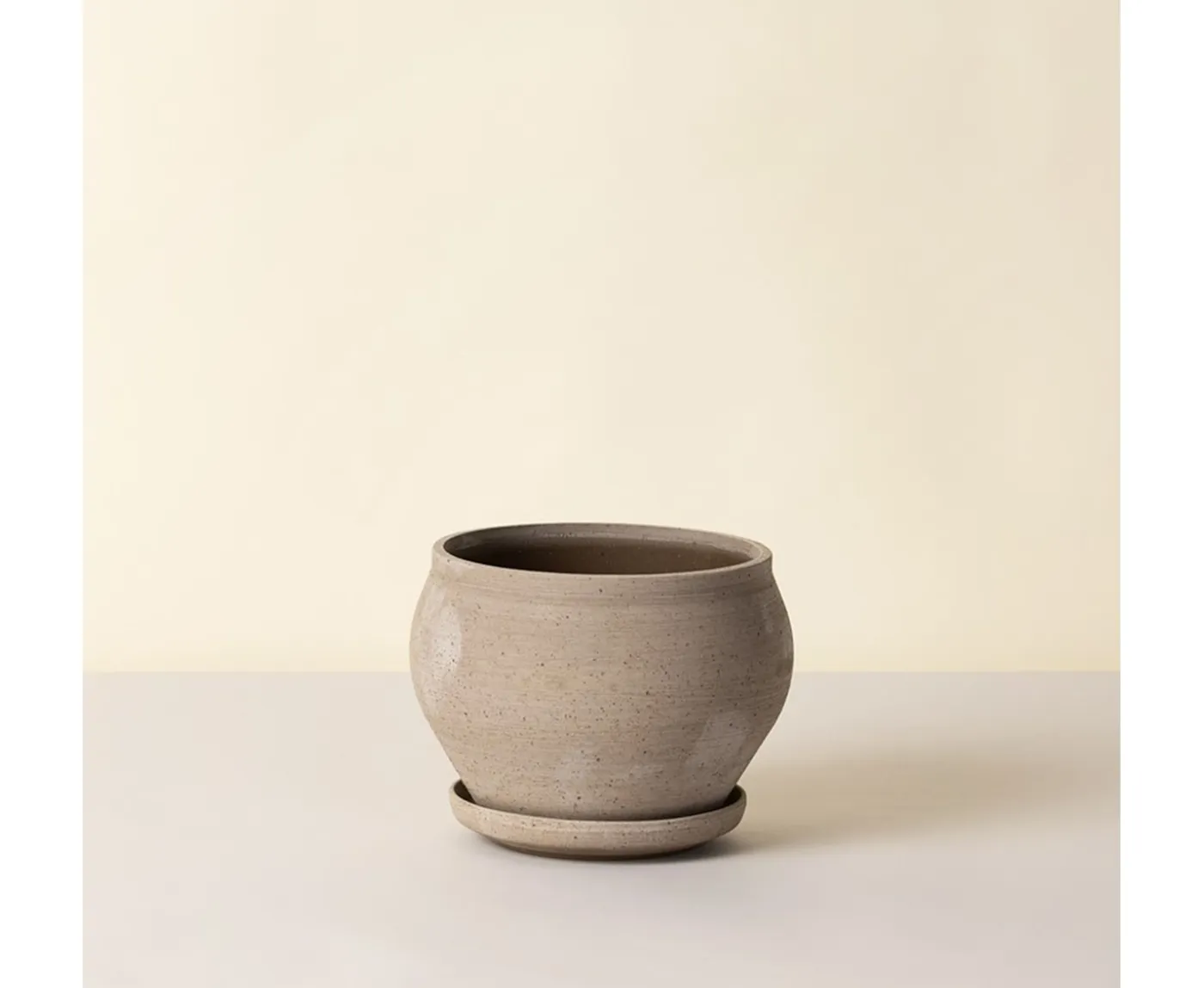 Bergs Potter Delphi Kruka med Fat Raw Grey Low Ø24