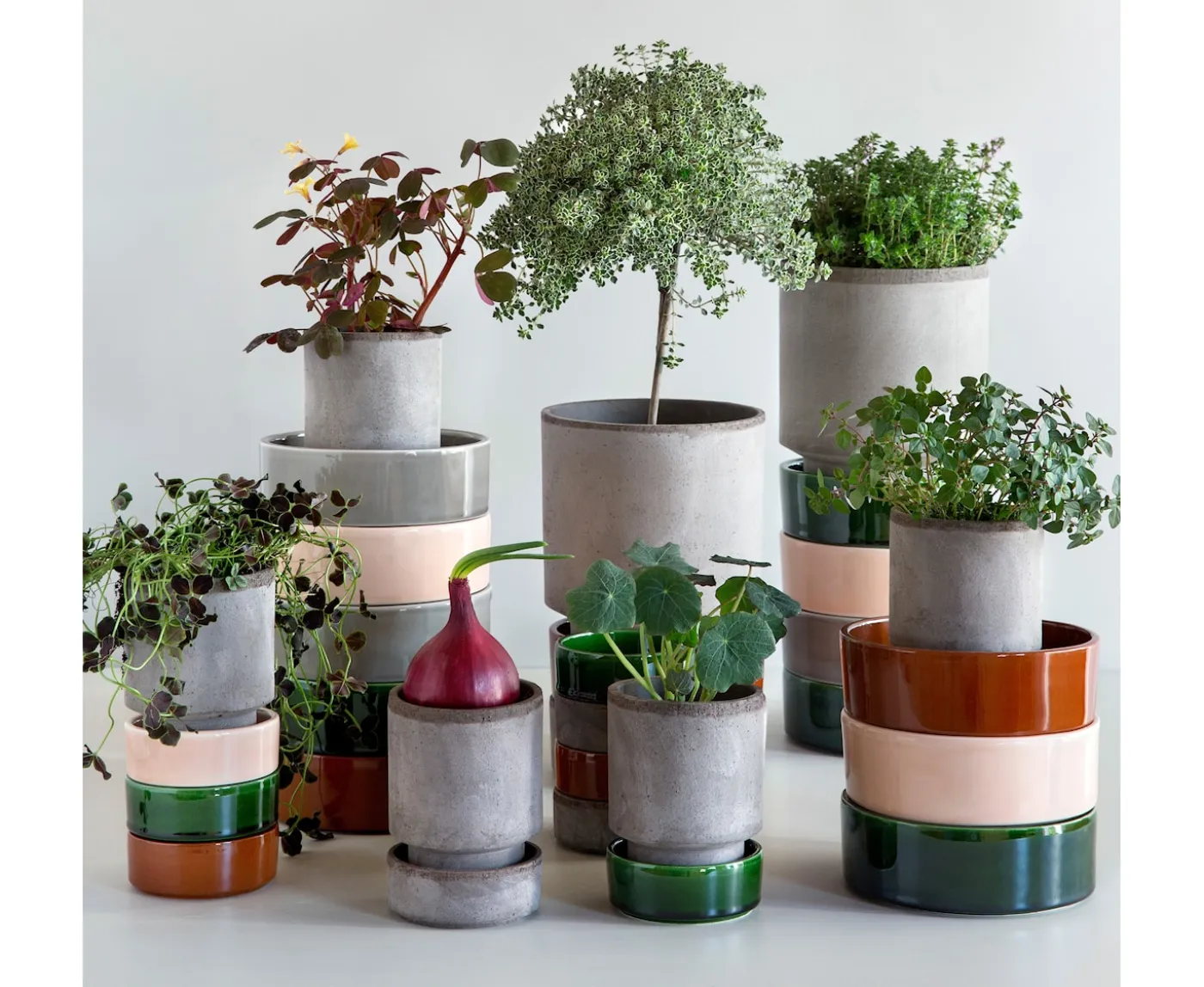 Bergs Potter Hoff Kruka med Fat Raw Grey/Glazed Emerald Green Ø18