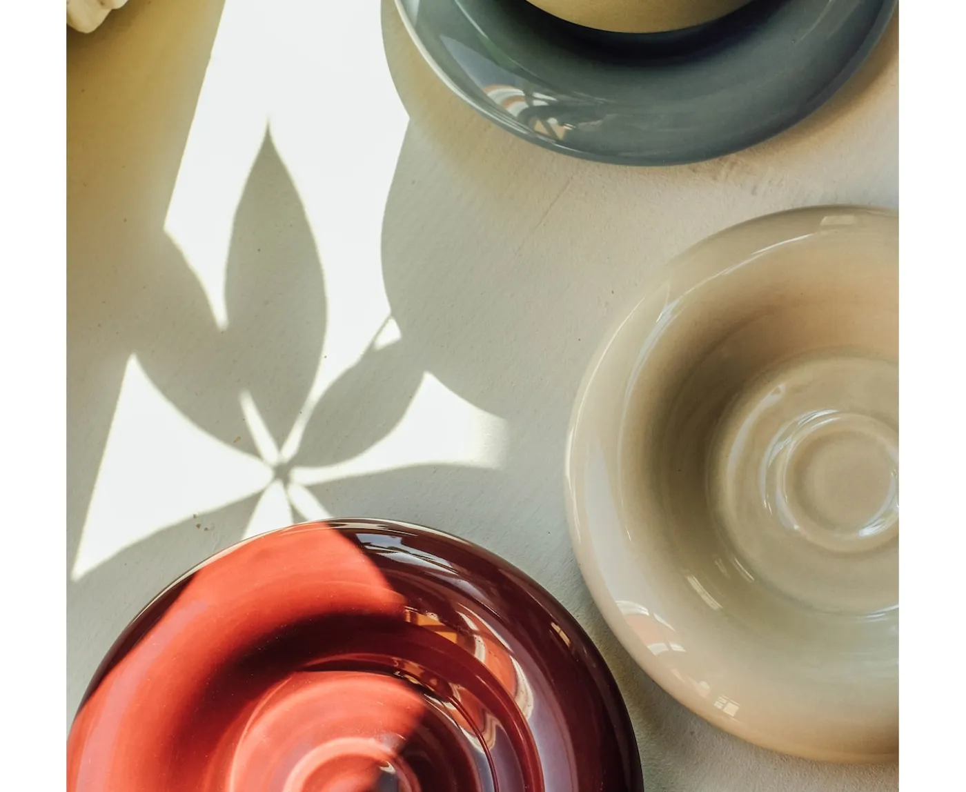 Bergs Potter Lily Fat Glazed Misty Blue Ø21