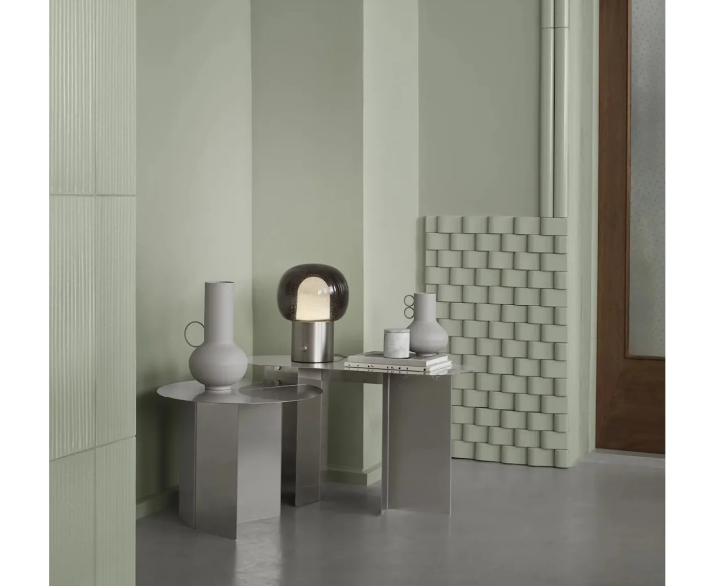 Blomus Iris Bordslampa Stainless Steel matt/Smoke 32cm