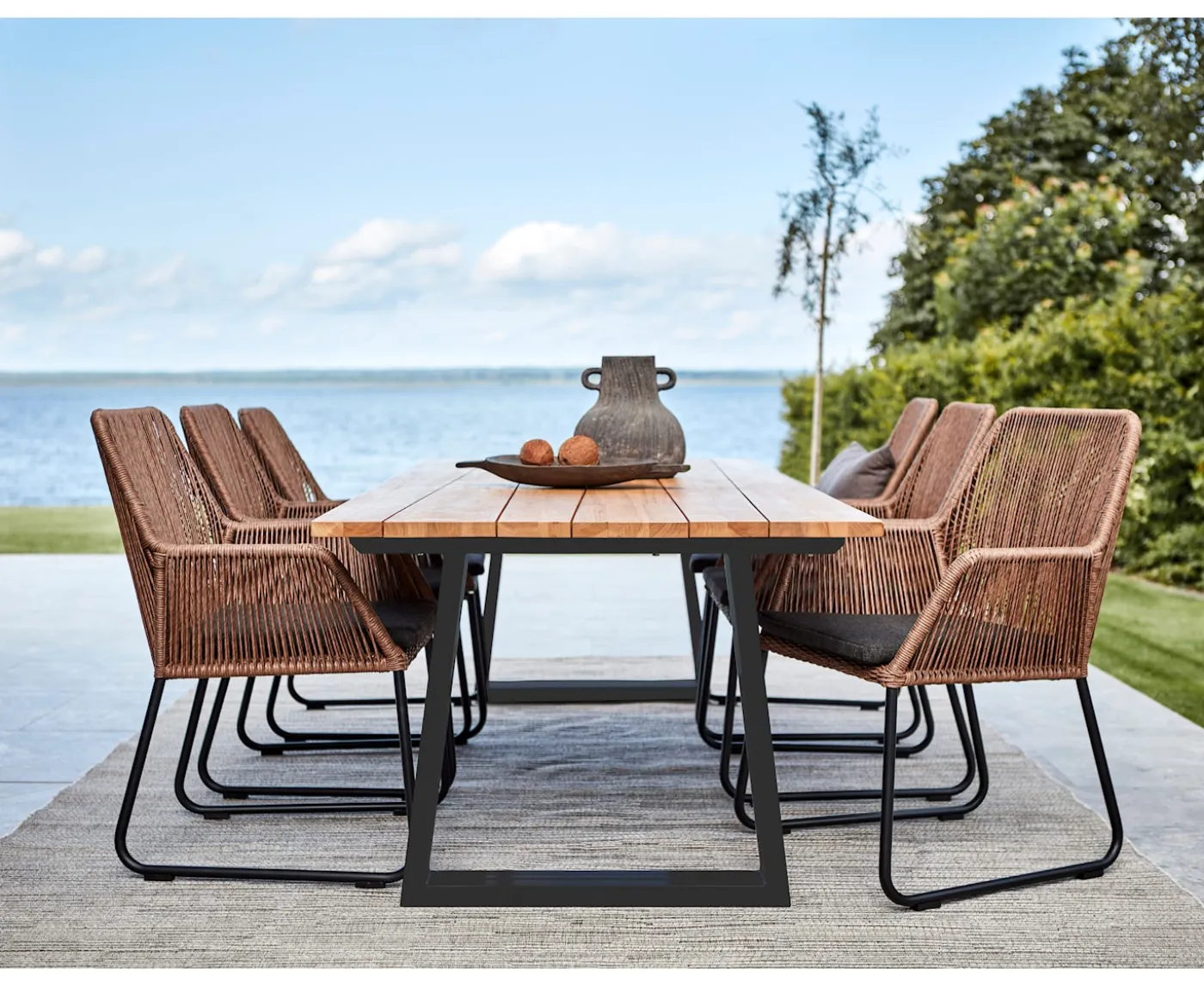 Brafab Laurion Matbord Svart/teak 230cm