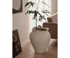 Broste Copenhagen Florentina Golvvas Off White XL