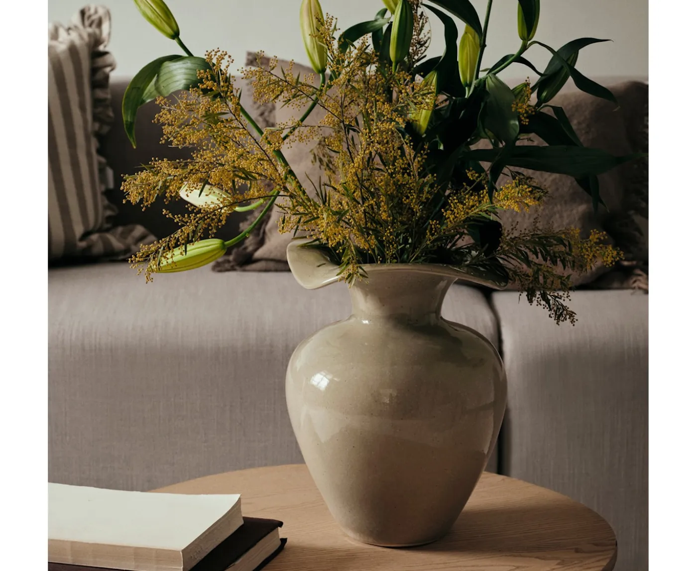 Broste Copenhagen Florentina Vas Beige M