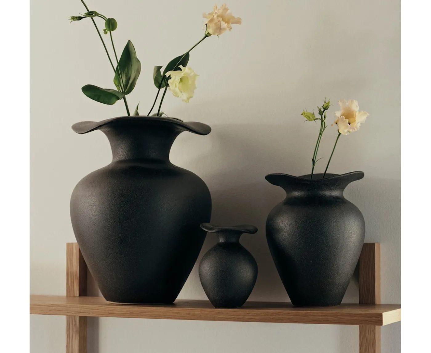 Broste Copenhagen Florentina Vas Black M