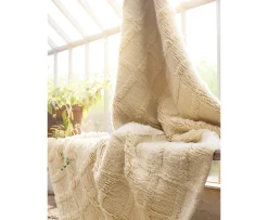 Chhatwal & Jonsson Badal Ullmatta Off White 250x350