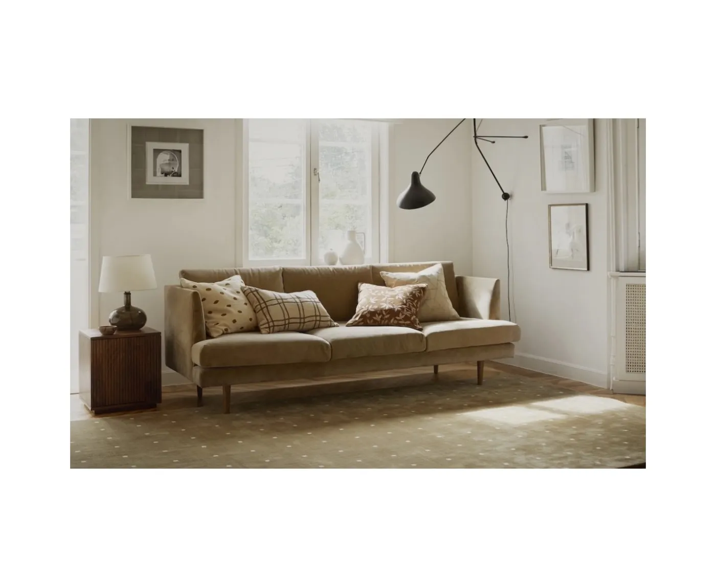 Chhatwal & Jonsson Isha Ullmatta Light Beige/Off White 247x340