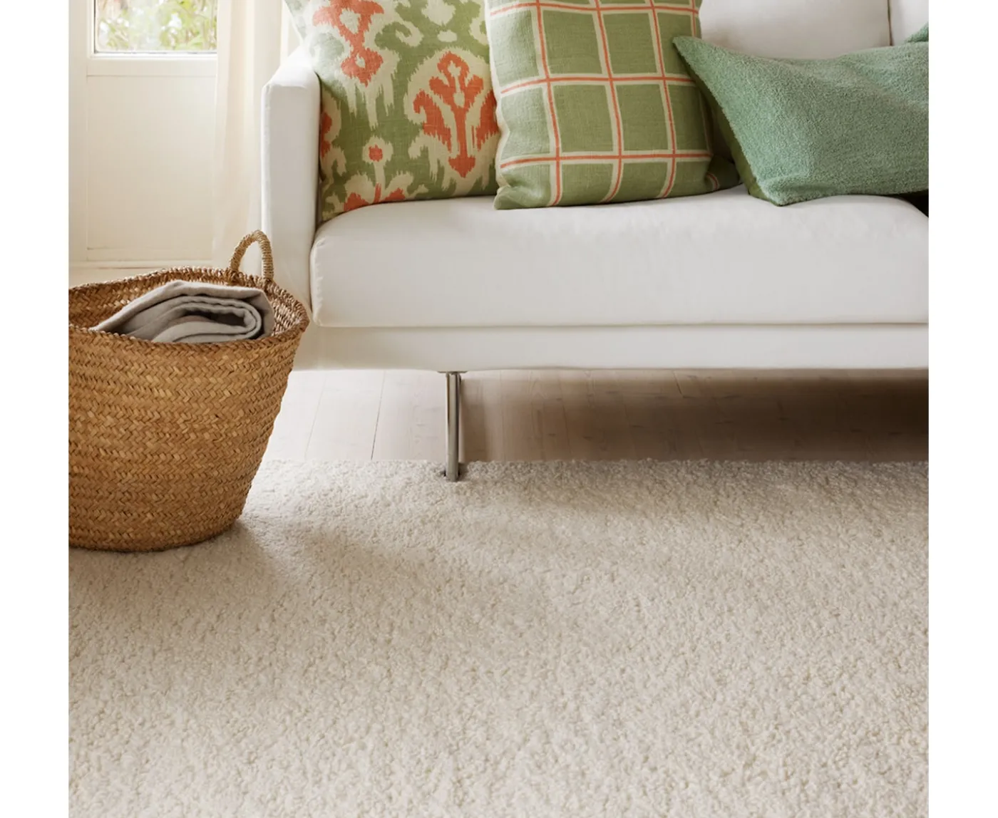 Chhatwal & Jonsson Thar Ullmatta Off White 250x350