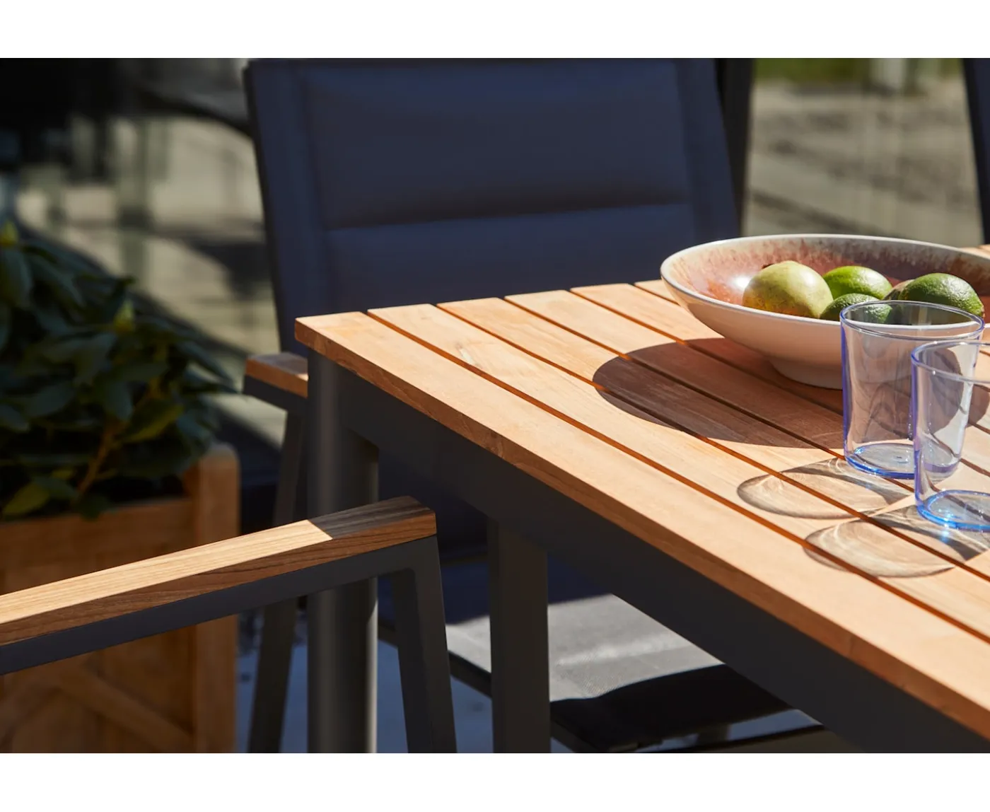 Cinas Mood Rounded Matbord Natur/Anthracite 167x100