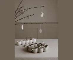 Cooee Design Easter Line Dekoration White