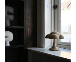 101 Copenhagen Fungus Bordslampa Sand