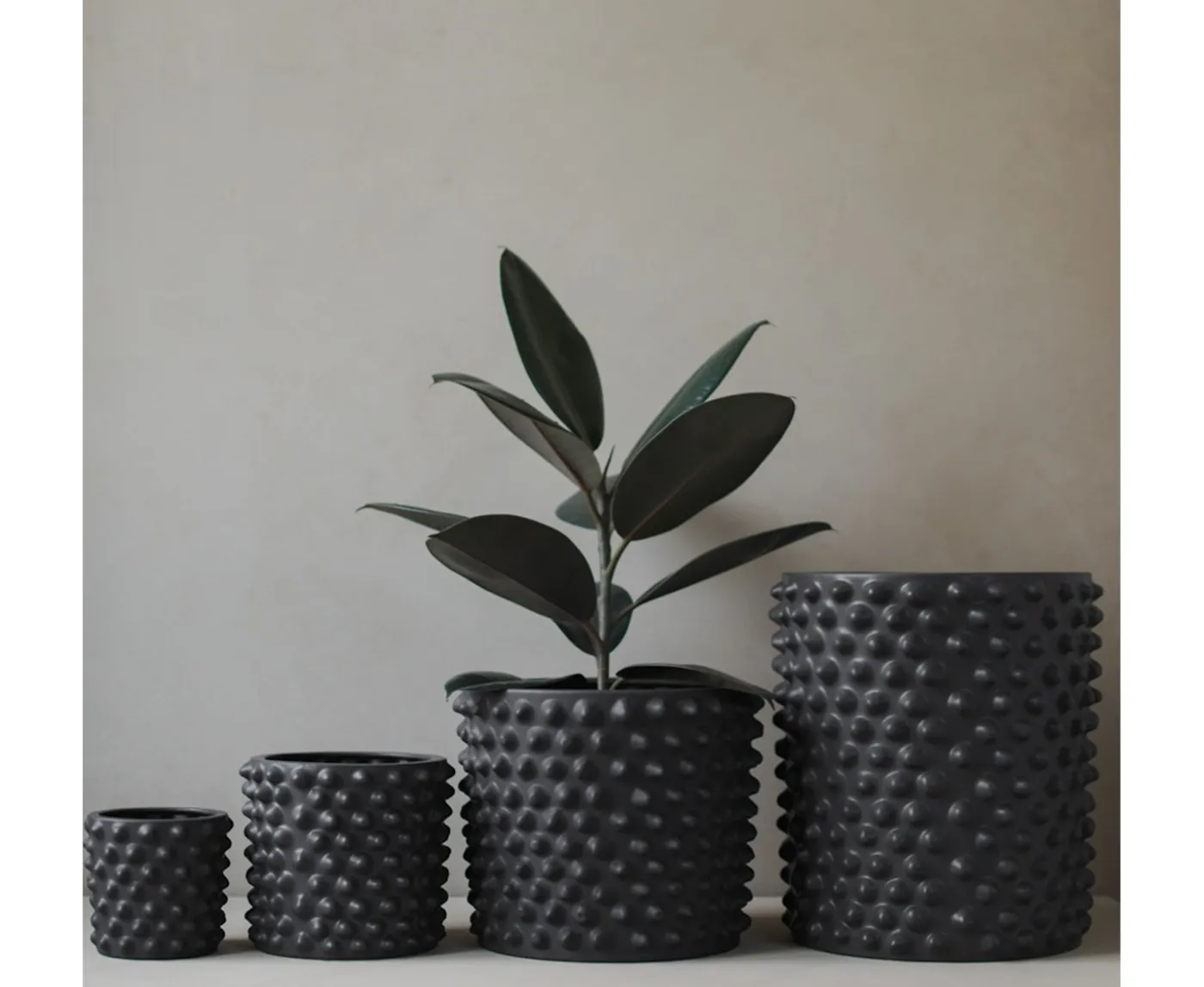 DBKD Cloudy Kruka Dark Grey Medium