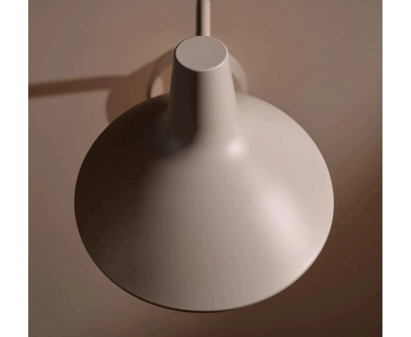 Design For The People Darci Vägglampa Sand 36cm