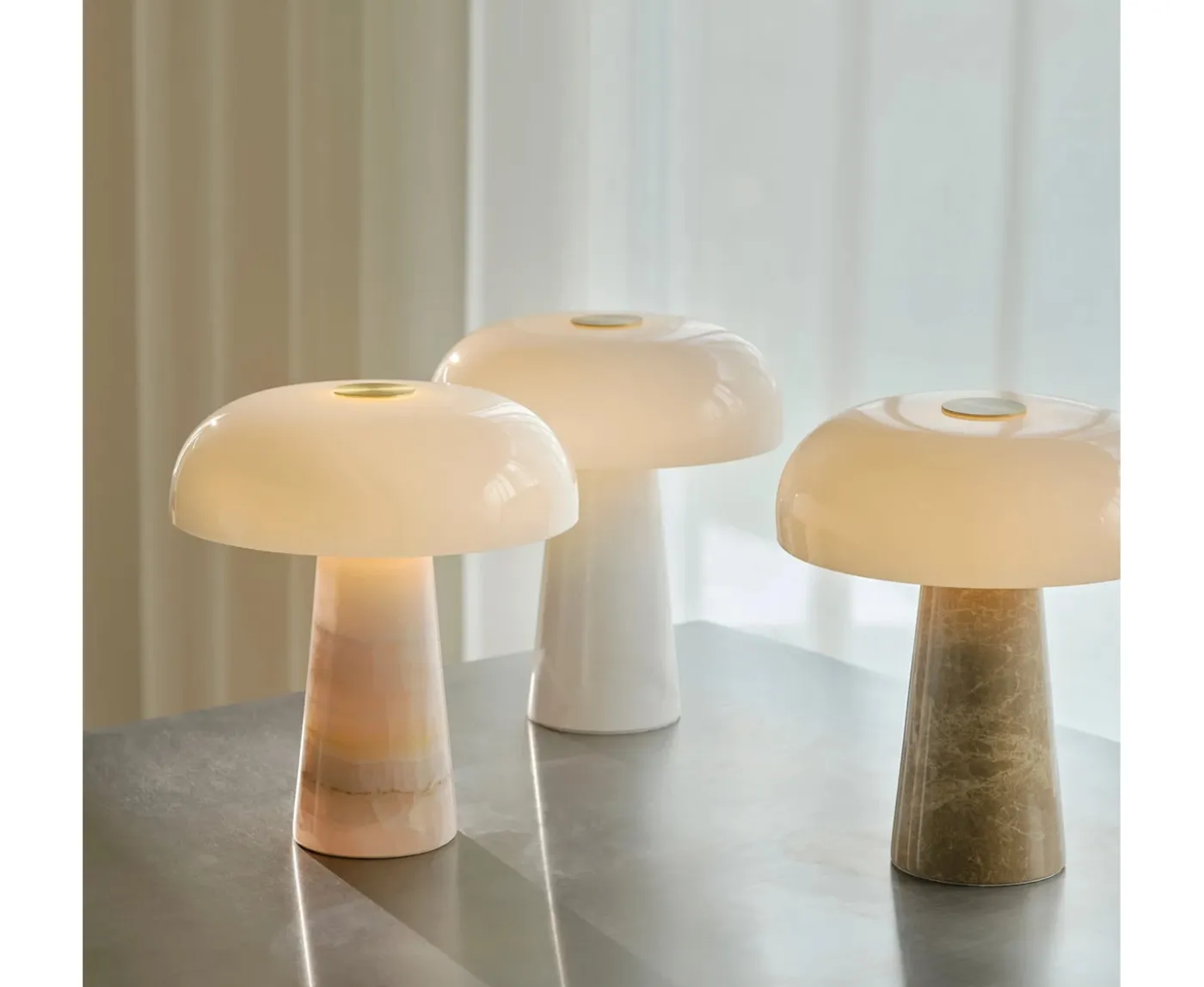 Design For The People Glossy Mini Bordslampa Pink 24cm