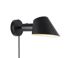 Design For The People Stay Vägglampa Short Svart