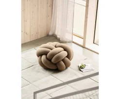 Design House Stockholm Knot Sittpuff XL Camel