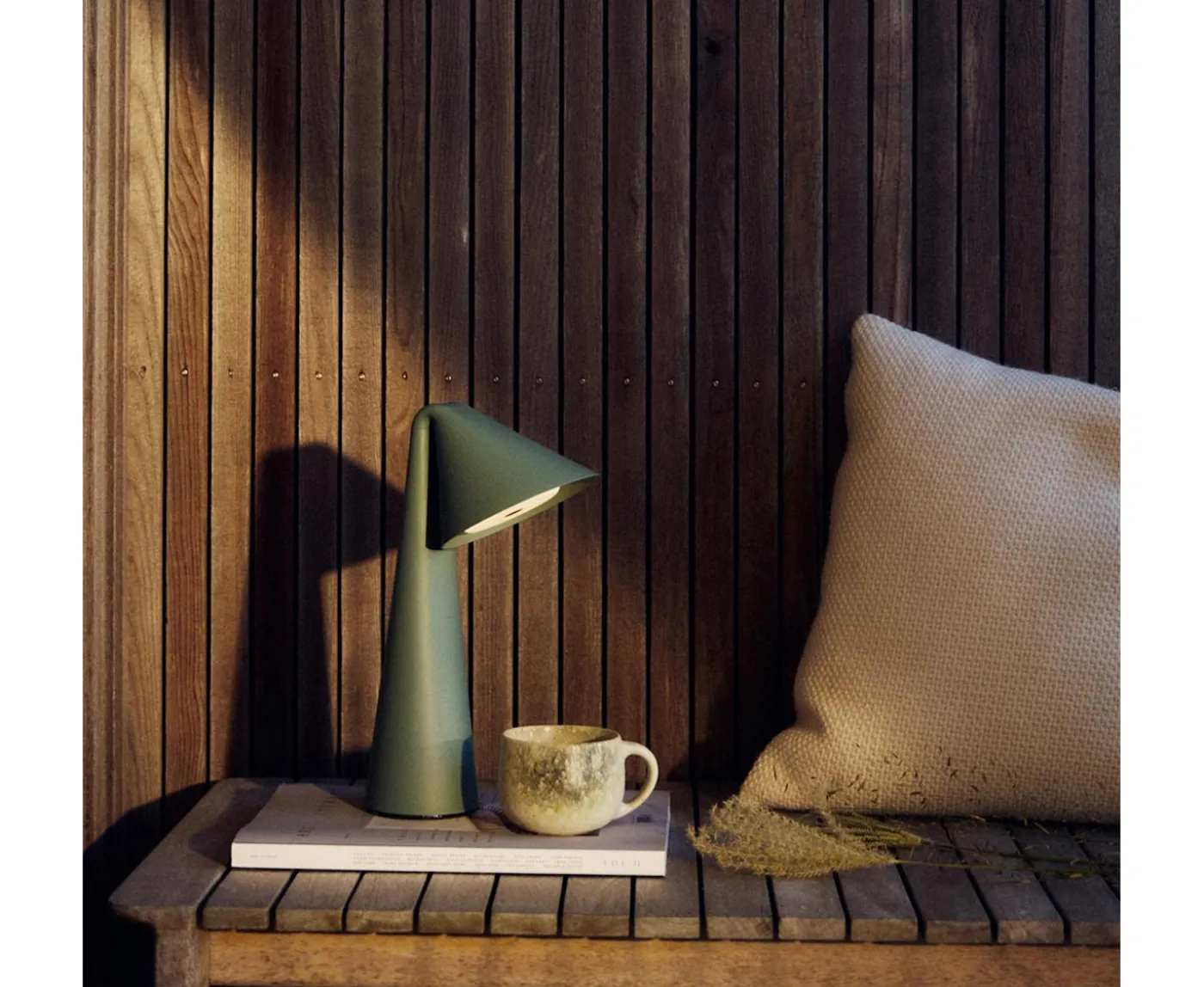 Frandsen Ami Portabel Bordslampa Sage Green 31cm