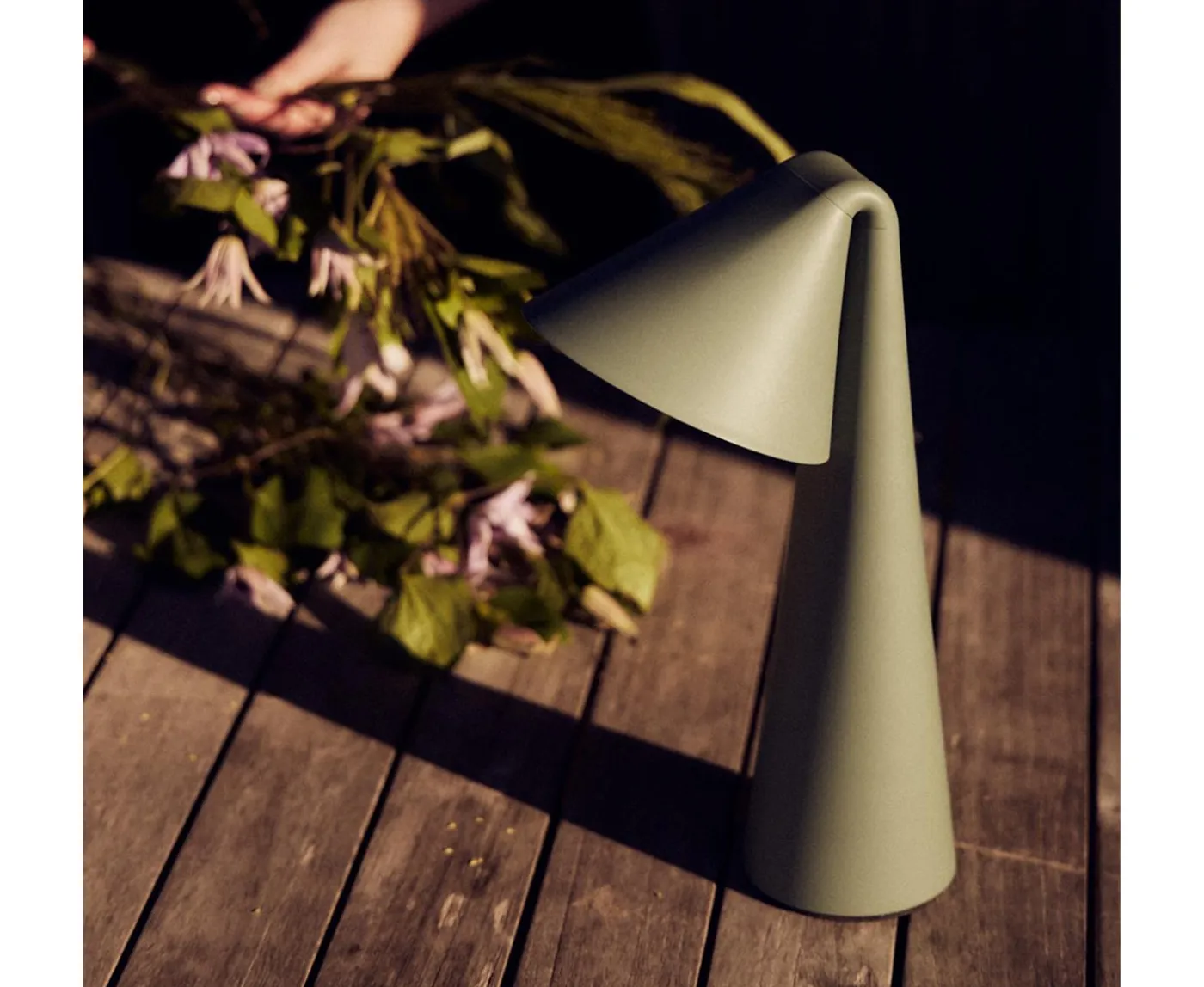 Frandsen Ami Portabel Bordslampa Sage Green 31cm