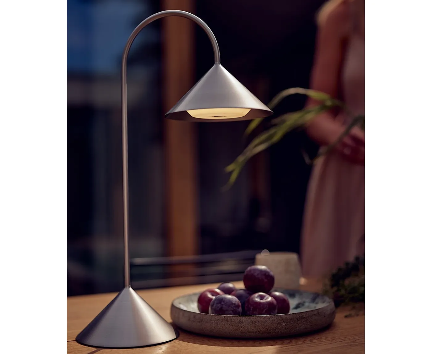 Frandsen Grasp Portabel Bordslampa Brushed Aluminium 47cm