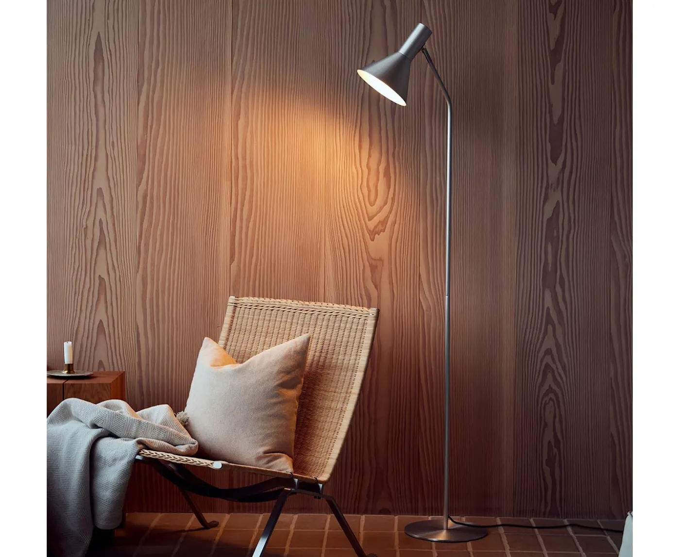 Frandsen Lyss Golvlampa Brushed Aluminium 150cm