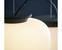 Frandsen Supernate Taklampa Opal White/Black Ø38