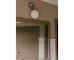 Globen Lighting Alley Vägglampa Krom/Vit