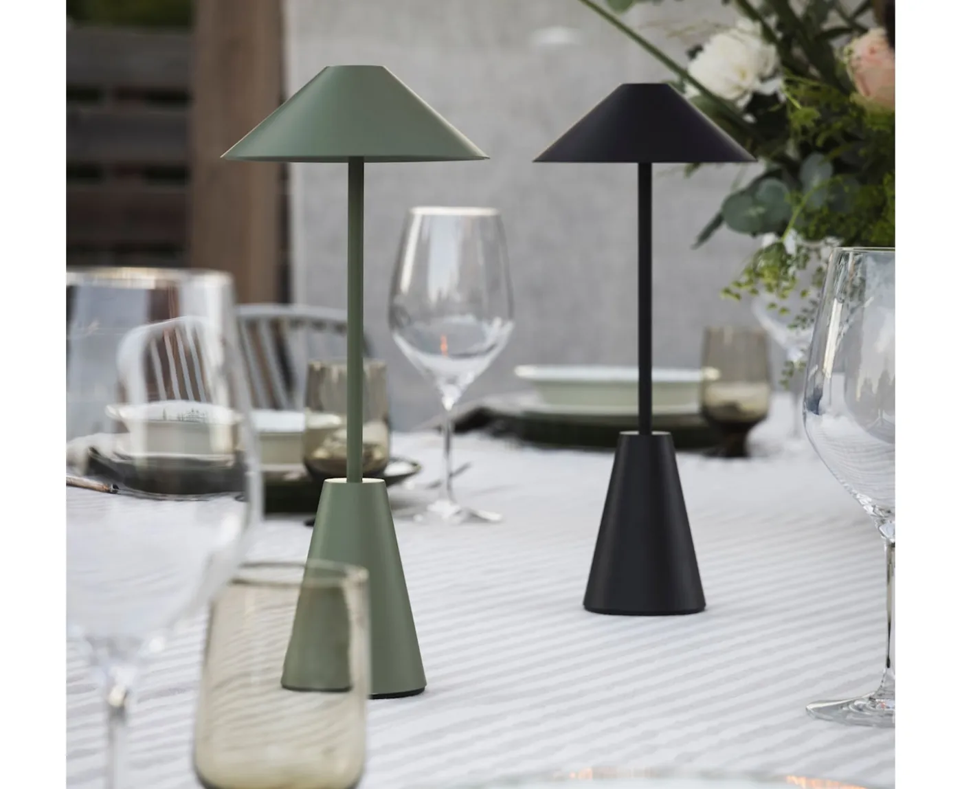 Globen Lighting Cannes Portabel Bordslampa Mossgrön 32cm