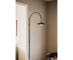 Globen Lighting Cobbler Vägglampa Rök 150cm