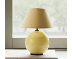 Globen Lighting Iris Portabel Bordslampa Butter Yellow