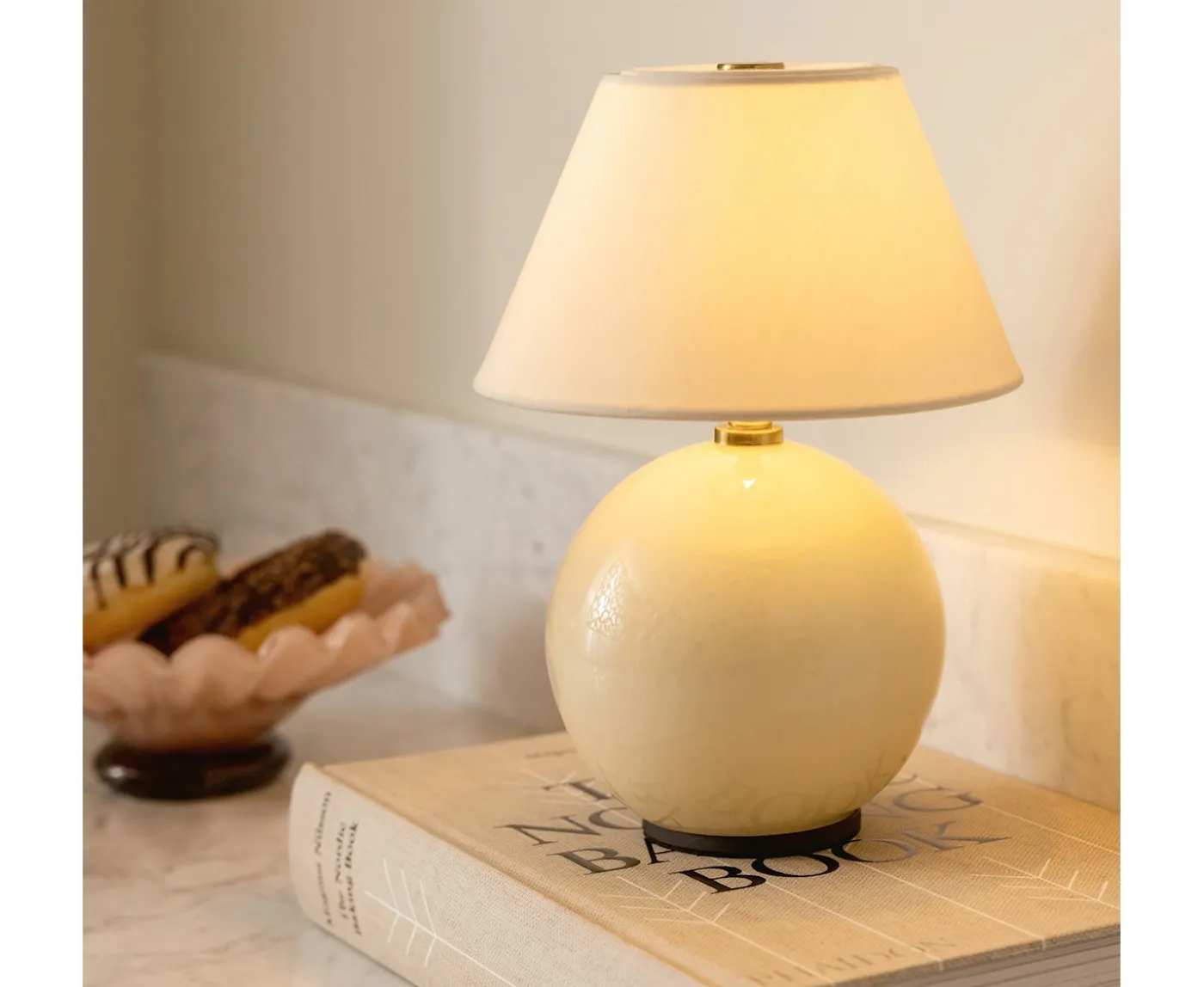 Globen Lighting Iris Portabel Bordslampa Creme