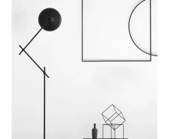 Grupa Arigato Golvlampa Black