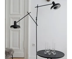 Grupa Arigato Golvlampa Double Black