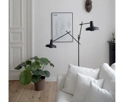 Grupa Arigato Golvlampa Double Black