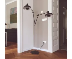 Grupa Arigato Golvlampa Double Black