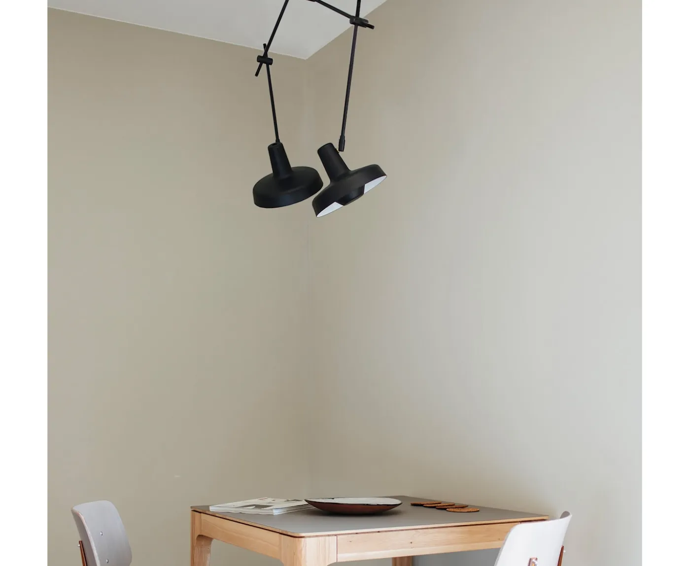 Grupa Arigato Taklampa Double Black