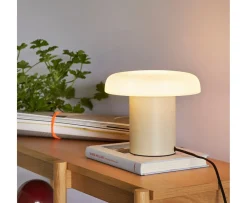 Hübsch Ateliers Bordslampa Sand/White Ø25