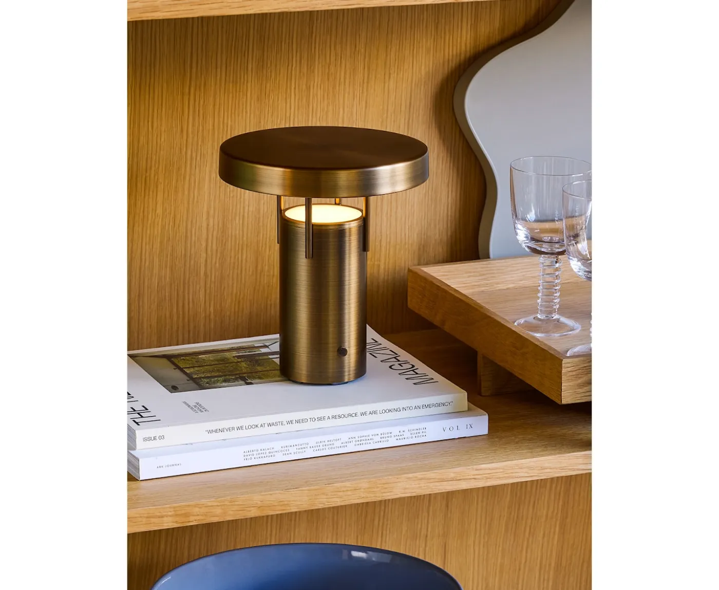 Hübsch BringMe Portabel Bordslampa Mini Brunerad Mässing 20cm