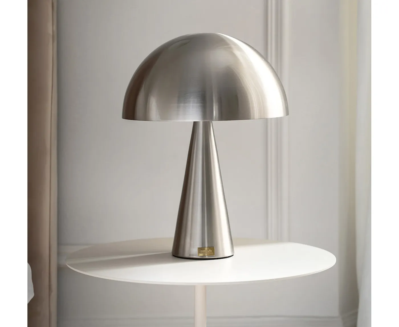 Hübsch Mush Bordslampa Nickel 33cm